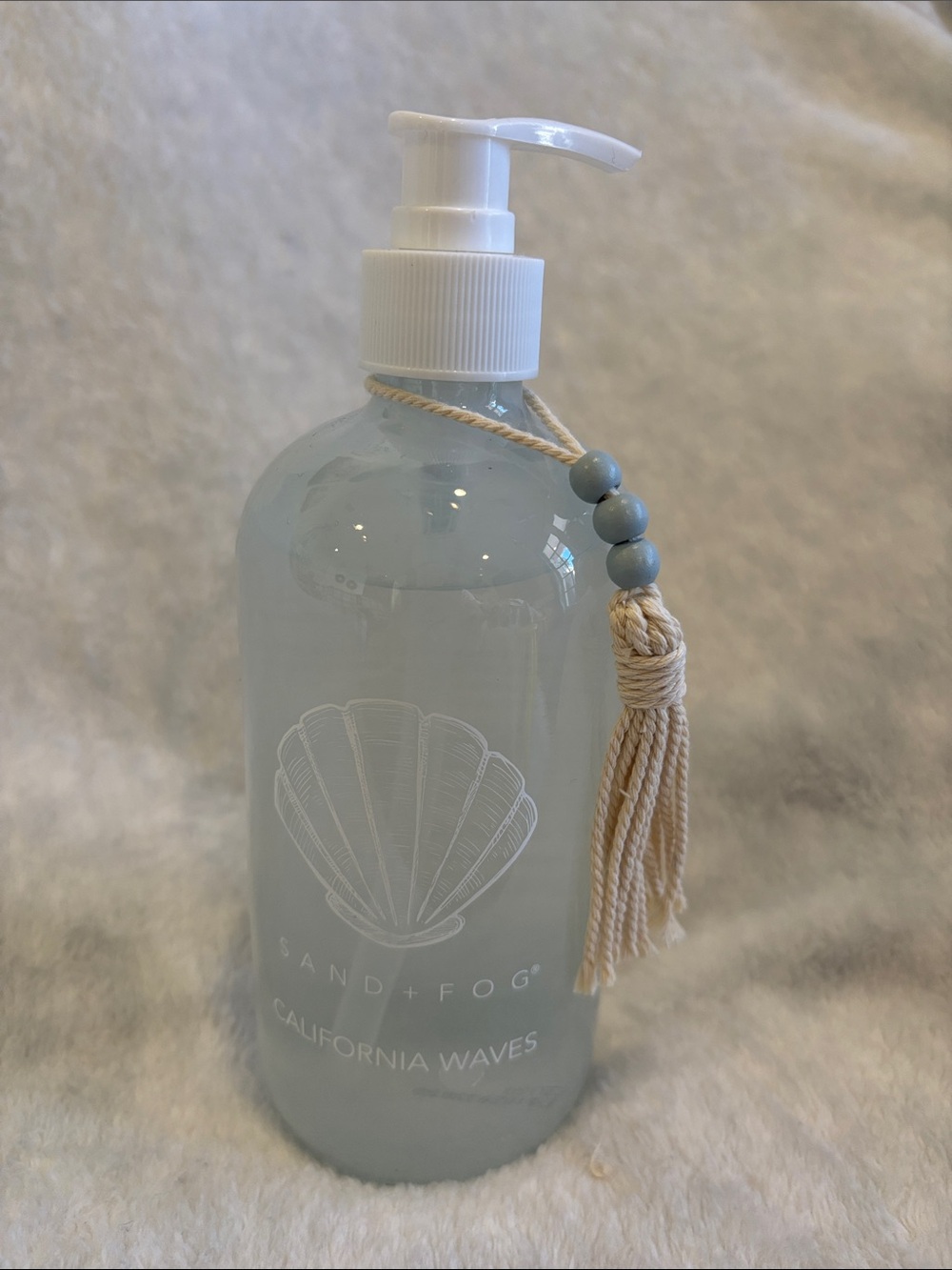 Sand +Fog Scented California Waves Hand Wash NWT 15.7oz Glass Pump
